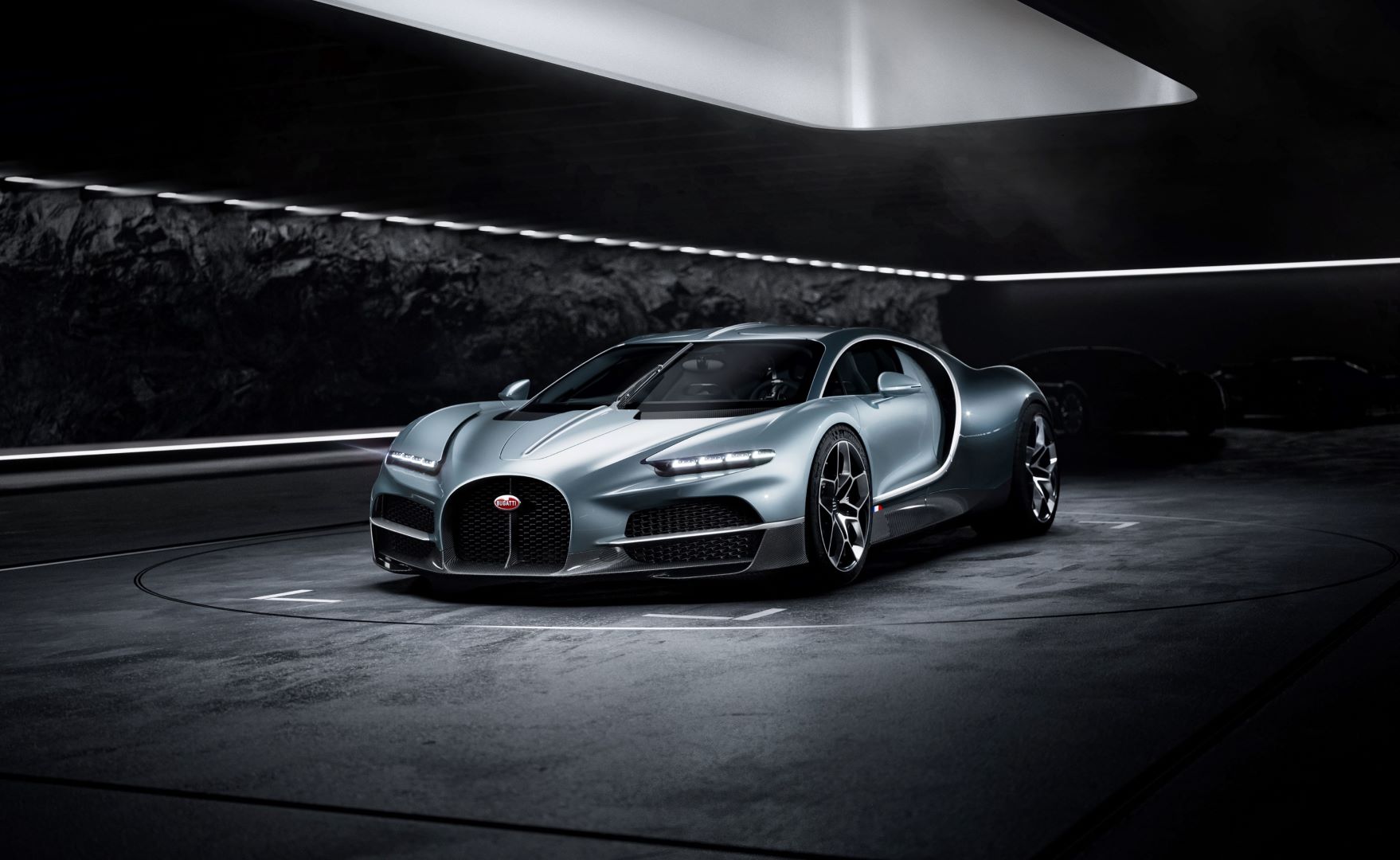 بوغاتي توربيون Bugatti Tourbillon: أيقونة خالدة في عالم السيارات